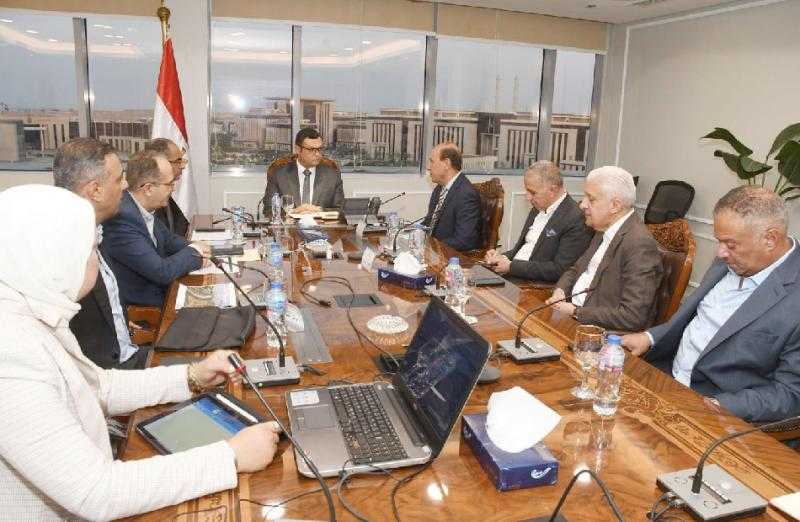 وزير الإسكان يتابع سير العمل بمشروع سد ومحطة ”جوليوس نيريري” الكهرومائية على نهر روفيجي بتنزانيا