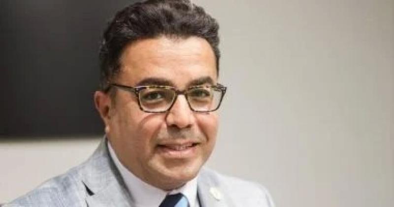 باسل عادل: الحكومة الجديدة تسير بنهج مختلف في طريقة الإدارة