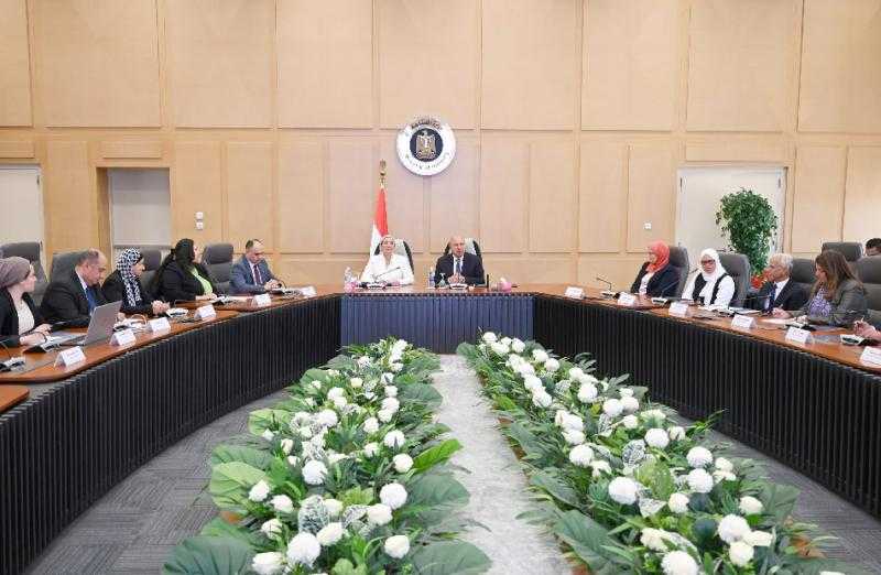 كامل الوزير: لن يتم غلق أو تعطيل عمل أي منشأة صناعية .. ولابد من توافق المنشأت مع الاشتراطات البيئية
