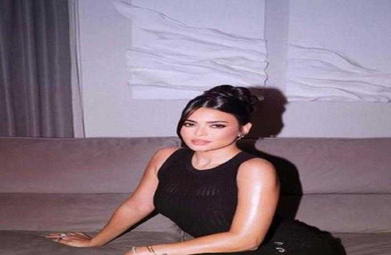 أسماء جلال بإطلالة رقيقة في أحدث ظهور لها عبر انستجرام