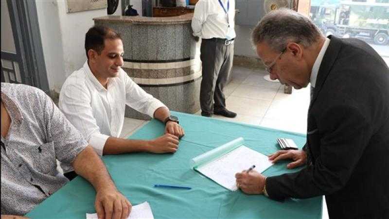 بدء التسجيل بالجمعية العمومية العادية للأطباء في انعقادها الثاني.. صور
