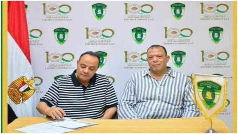 إيسترن كومباني يجدد تعاقده مع طارق يحيى