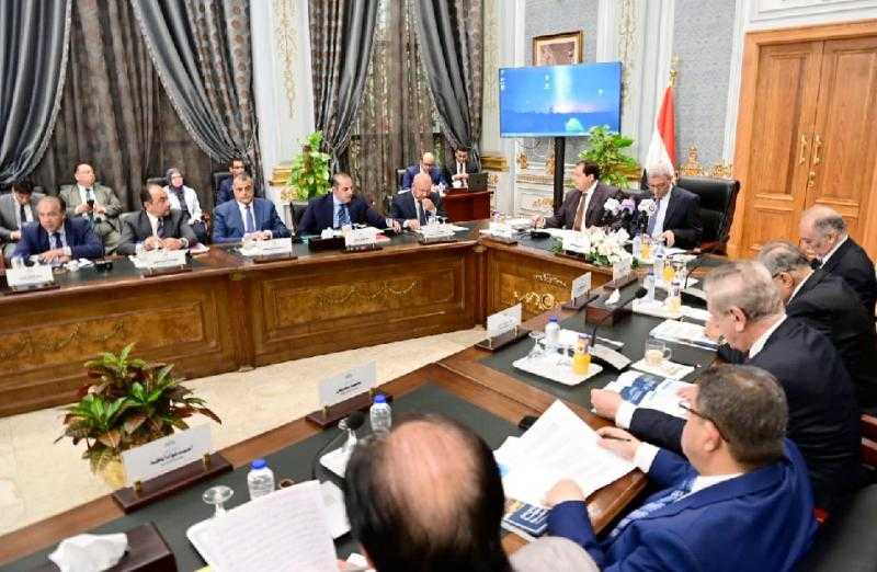 ”لجنة النواب” تجتمع لدراسة برنامج الحكومة الجديدة بحضور 7 وزراء