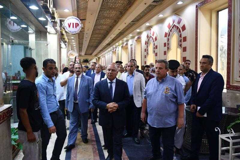 في جولة مفاجئة.. وزير النقل يتفقد محطة رمسيس للاطمئنان على مستوى الخدمات المقدمة للجمهور