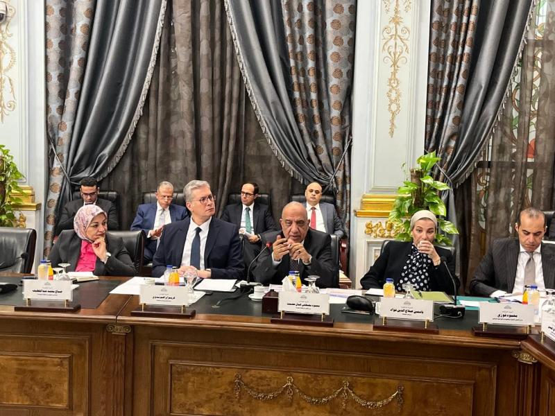 وزير الكهرباء: التوسع في استخدام التكنولوجيا الحديثة وحوكمة منظومة العدادات