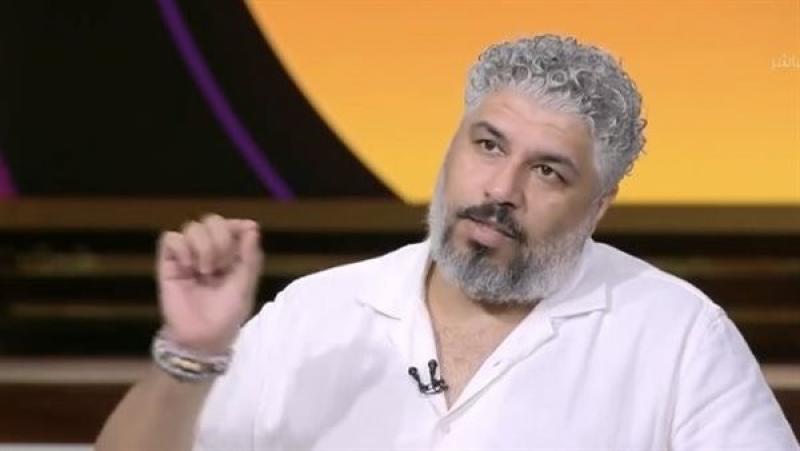مصطفى حمدي: مهرجان العلمين ولد عملاقا واختيار الكينج بحفل الافتتاح موفق