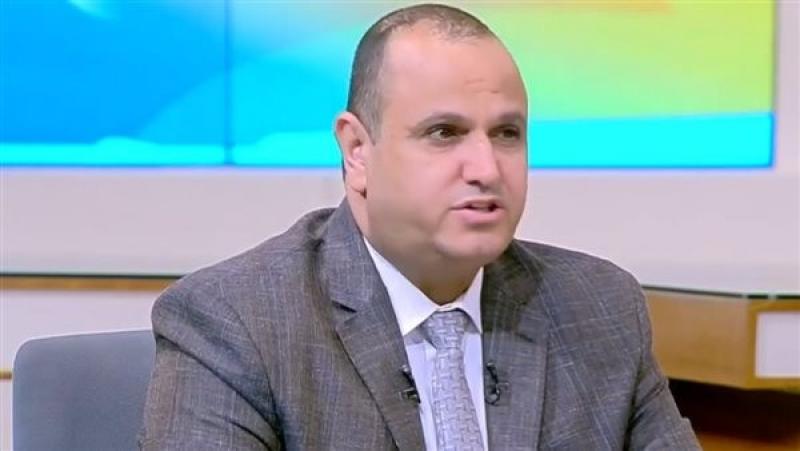 العمل: بيئة التوظيف اللائقة أساس الاستثمار الناجح