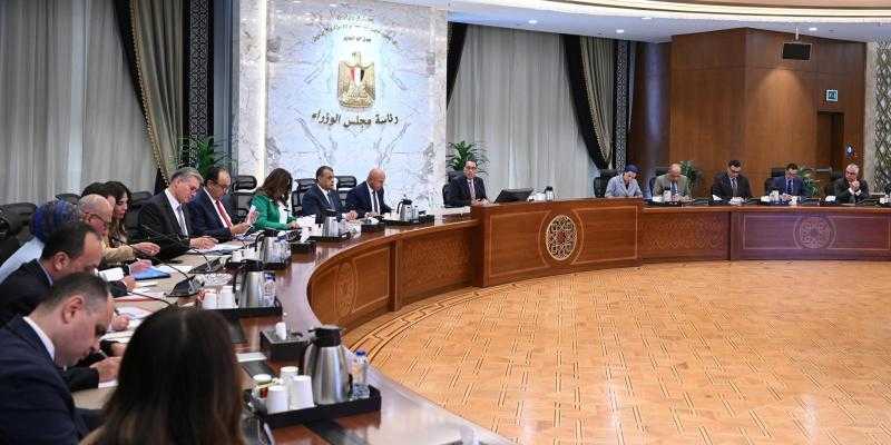 رئيس الوزراء يترأس الاجتماع الأول للمجموعة الوزارية للتنمية الصناعية.. تفاصيل