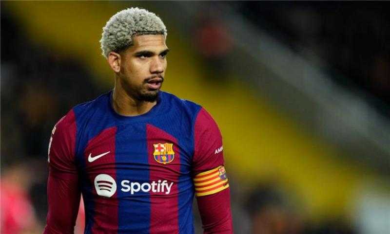 اراوخو لاعب برشلونة يخضع لعملية جراحية في فنلندا