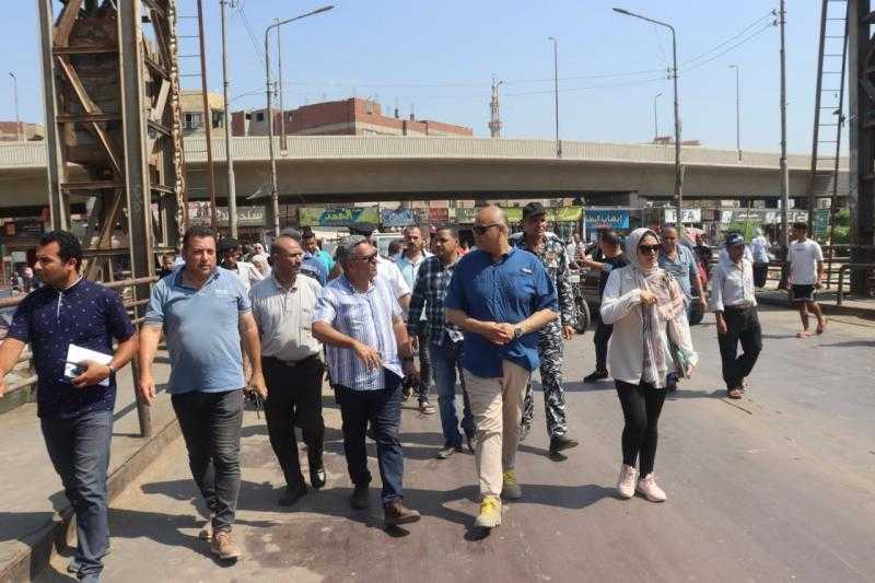 محافظ القليوبية يقوم بجولة تفقدية بأحياء غرب وشرق شبرا الخيمة.. صور