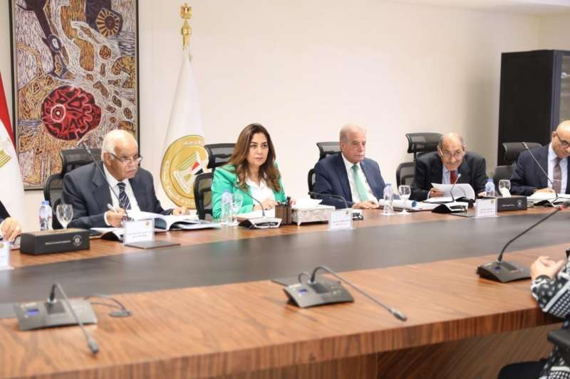 خط أحمر