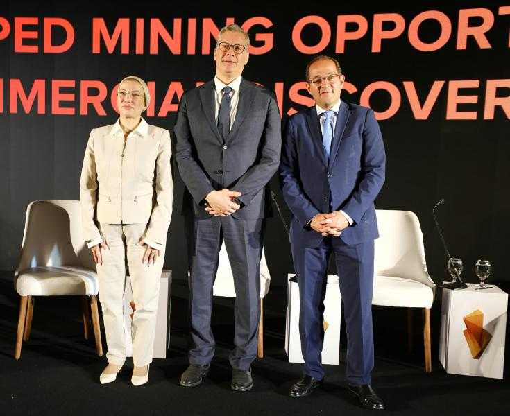 وزيرة البيئة: تعاون مع البترول لطرح خارطة طريق للمستثمرين تراعي الأبعاد البيئية