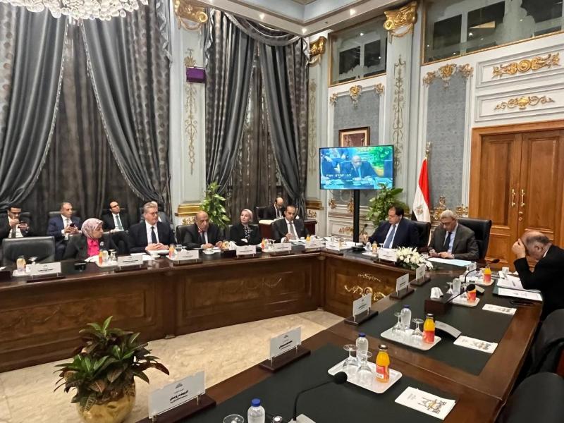 أوصى بمنحها الثقة.. تقرير اللجنة البرلمانية الخاصة بدراسة برنامج الحكومة