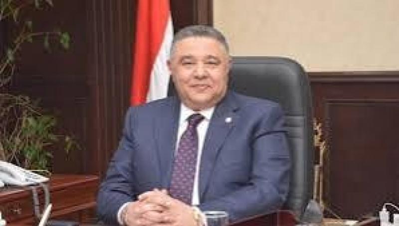 محافظ البحر الأحمر يكشف سبب منع سير التروسيكل بالمحافظة