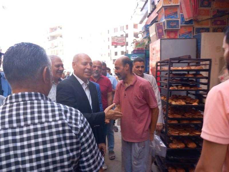 محافظ القاهرة يتفقد حيي النزهة وعين شمس لمتابعة التطوير في جسر السويس