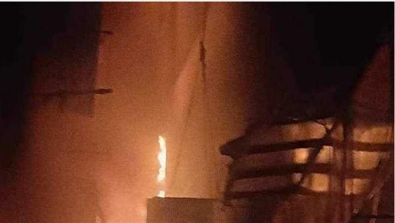 شهود عيان يكشفون ملابسات اشتعال حريق حارة اليهود.. والنيابة تأمر بانتداب المعمل الجنائي