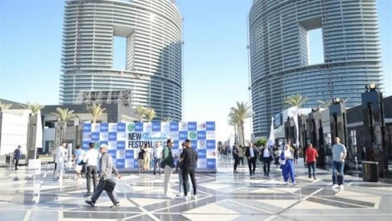ناقد فني: مهرجان العلمين يسعى لجمع العائلات المصرية