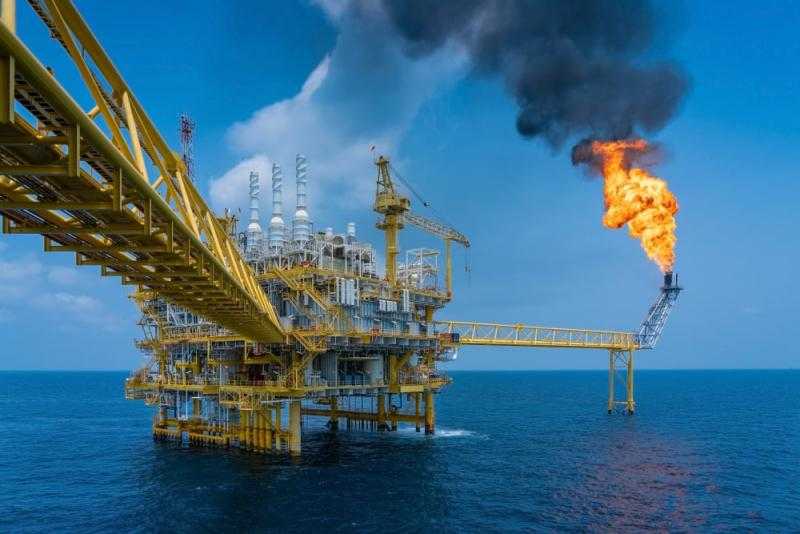 الوكالة الدولية للطاقة تكشف تطورات الطلب العالمي على النفط والغاز الطبيعي.. تفاصيل