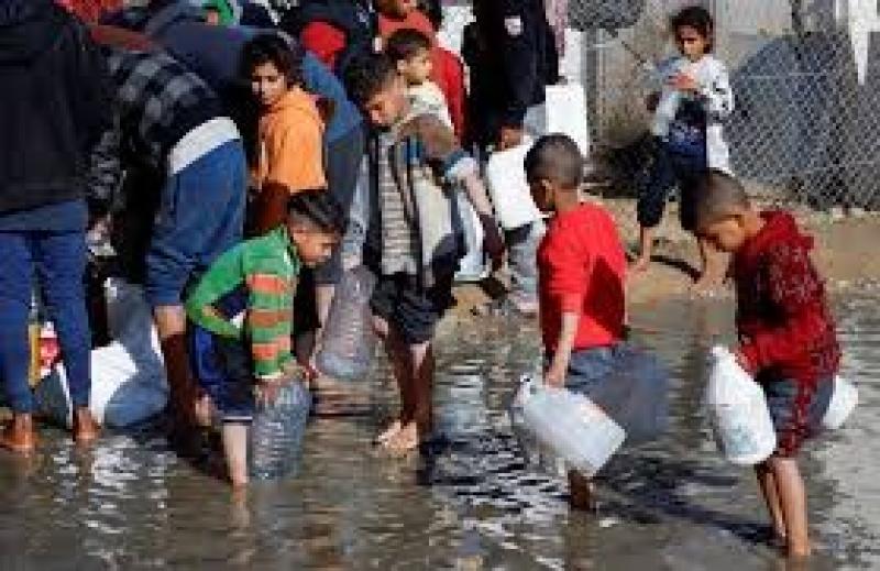 الصحة العالمية: لا توجد معلومات دقيقة عن مصدر وسبب تفشى شلل الأطفال فى غزة