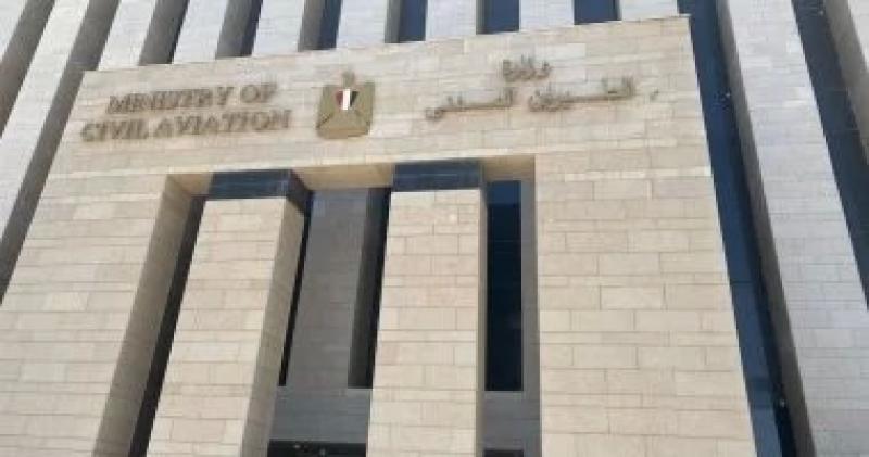 وزارة الطيران تنفي شائعة سقوط طائرة مصرية ومصرع جميع ركابها