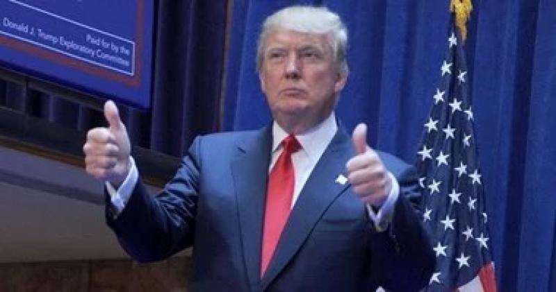 ترامب يحصد مبالغ كبيرة من التبرعات مستغلا مشاكله القانونية.. تفاصيل