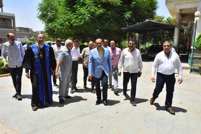 محافظ أسيوط يزور أقدم ملجأ فى مصر لرعاية الأطفال الأيتام.. صور