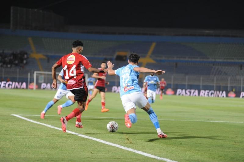 بعد العودة لـ«VAR».. حكم الأهلي وبيراميدز يرفض احتساب ركلة جزاء