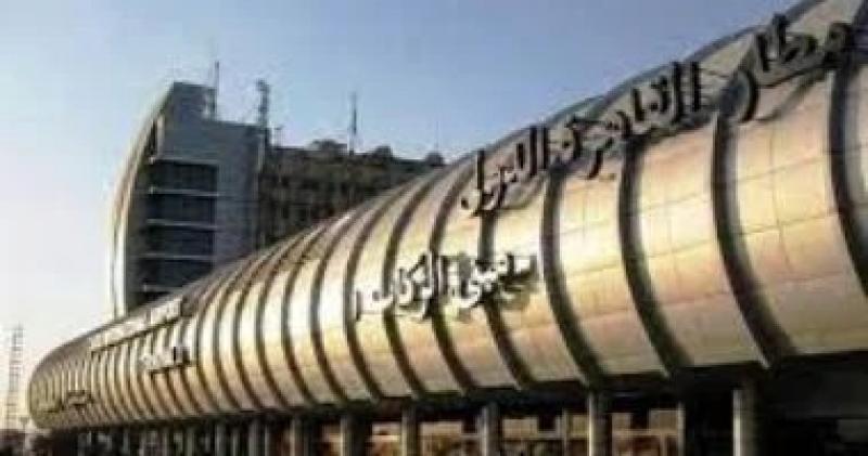مطار القاهرة يسير اليوم الثلاثاء 566 رحلة جوية أكثر من 79 ألف راكب