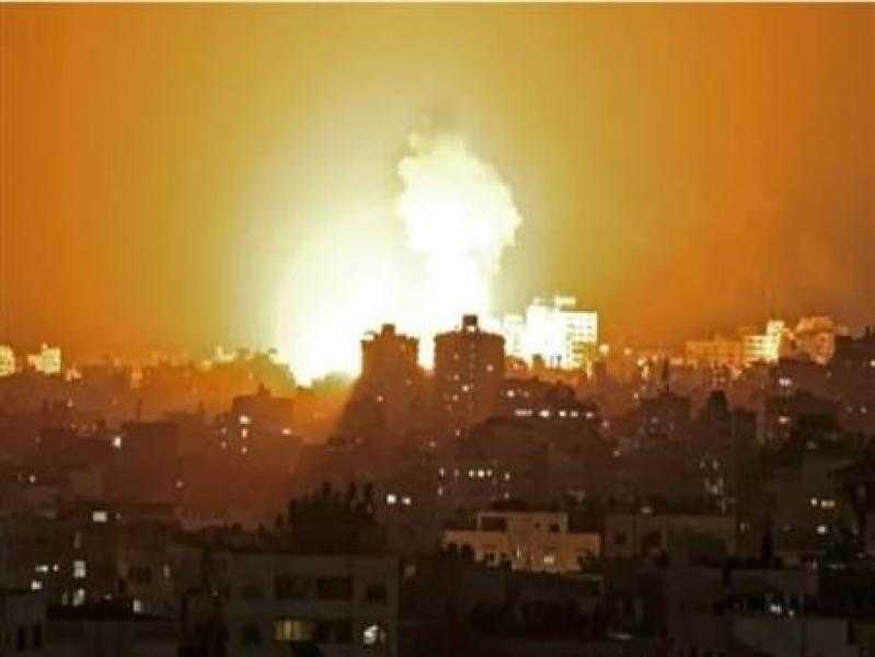 غارة إسرائيلية على محيط بلدة جبانة رب ثلاثين فى لبنان
