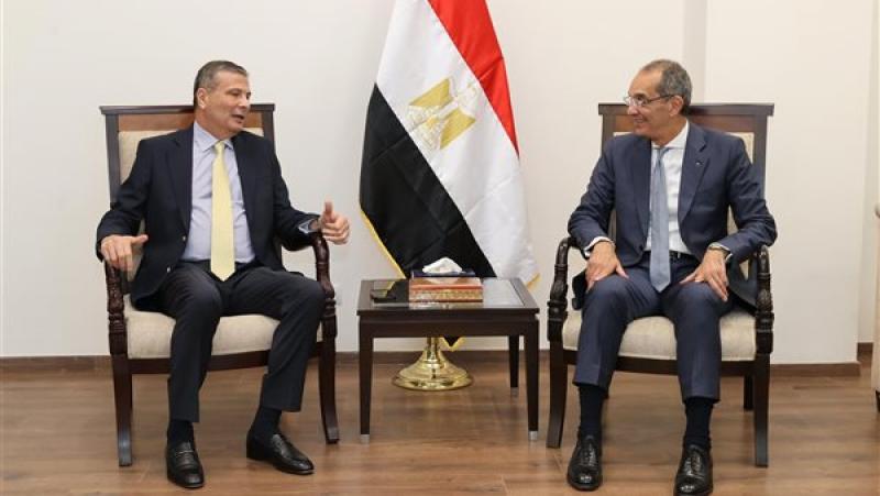 خط أحمر