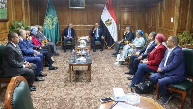 محافظ القليوبية يستقبل وزير التعليم لزيارة عدد من المدارس بالمحافظة