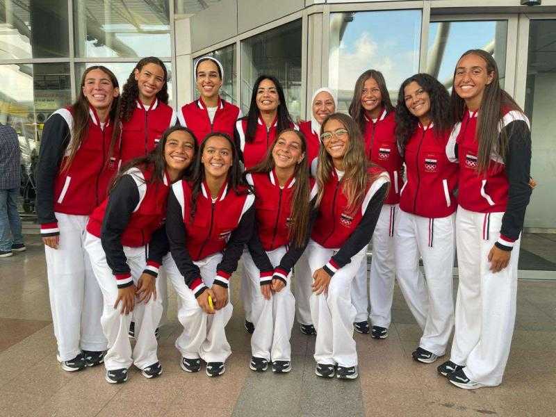 منتخب السباحة التوقيعية يطير إلى فرنسا للمشاركة في أولمبياد باريس