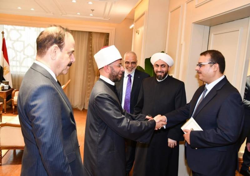 وزير الأوقاف يستقبل رئيس ديوان الوقف السني العراقي والوفد المرافق له
