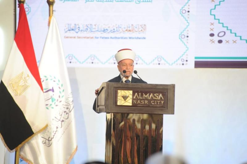 مفتي القدس: الفلسطينيون القابضون على الجمر يحرسون المسجد الأقصى