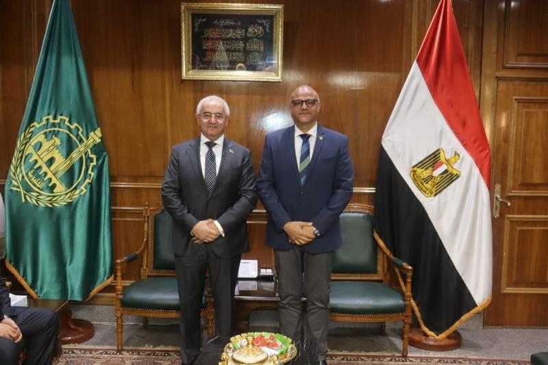 محافظ القليوبية يبحث مع سفير أذربيجان التعاون المشترك