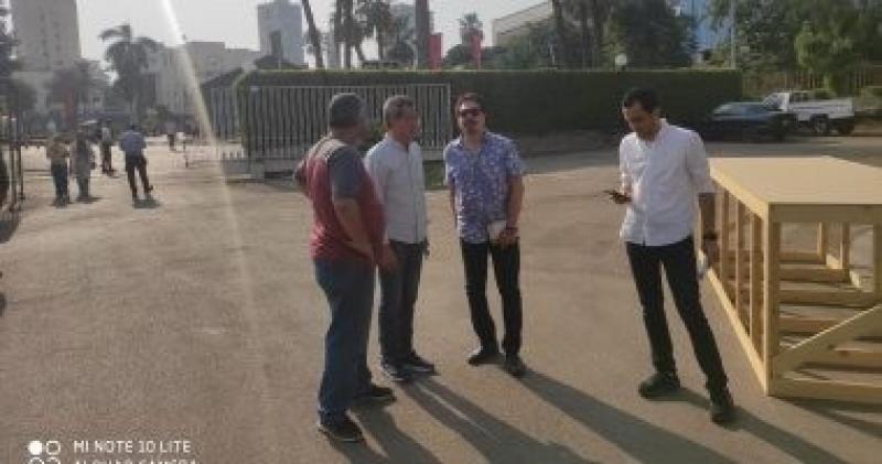محمد رياض يتابع استعدادات حفل افتتاح مهرجان المسرح المصري