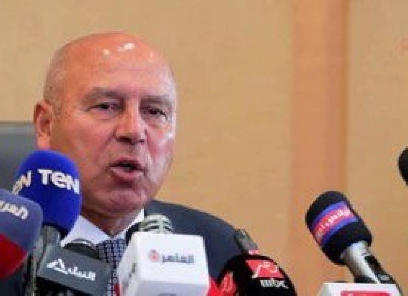 الصناعة والنقل: لا وجود لحسابات على مواقع التواصل تخص الفريق كامل الوزير