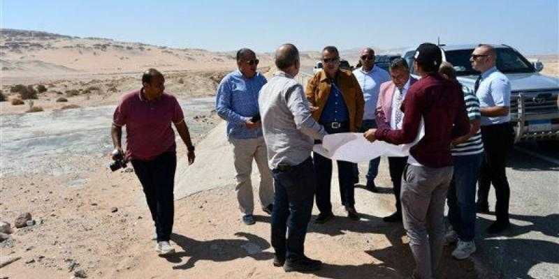 محافظ جنوب سيناء يتفقد عددا من المشروعات في أبورديس