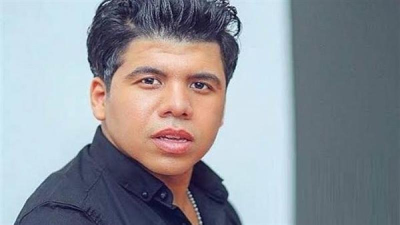 عمر كمال يعلن تأجيل حفله في دبي