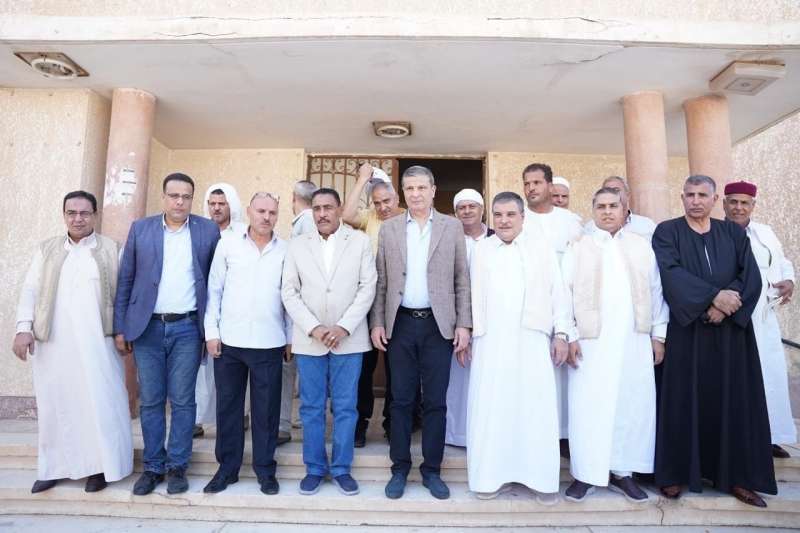 خط أحمر