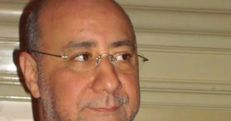 الشاعر بهاء الدين محمد: مهرجان العلمين فكرة ناجحة سلطت الضوء على المدينة