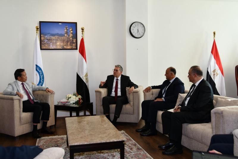 خط أحمر