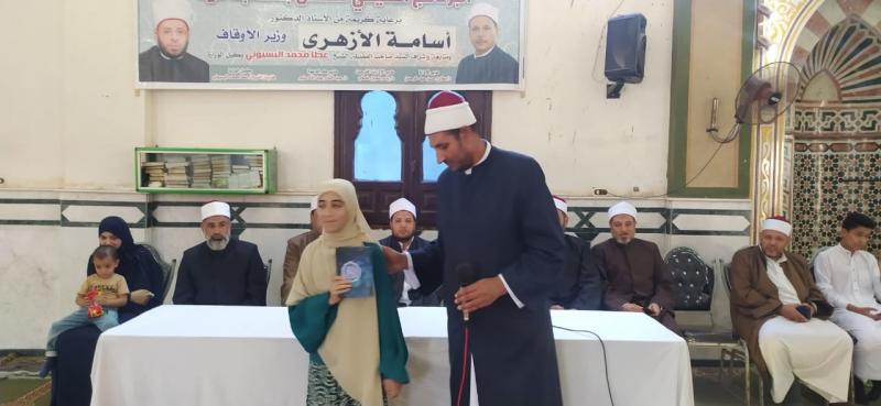 محافظ كفرالشيخ يتابع فعاليات برنامج «لقاء الجمعة للأطفال» بمسجد المعهد الدينى بفوه