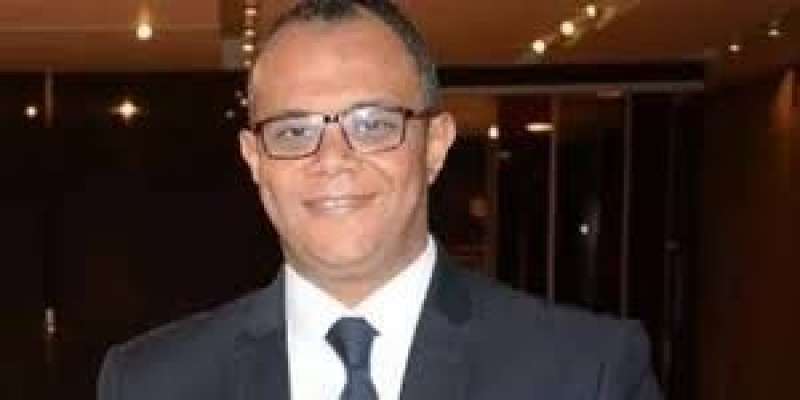 خط أحمر