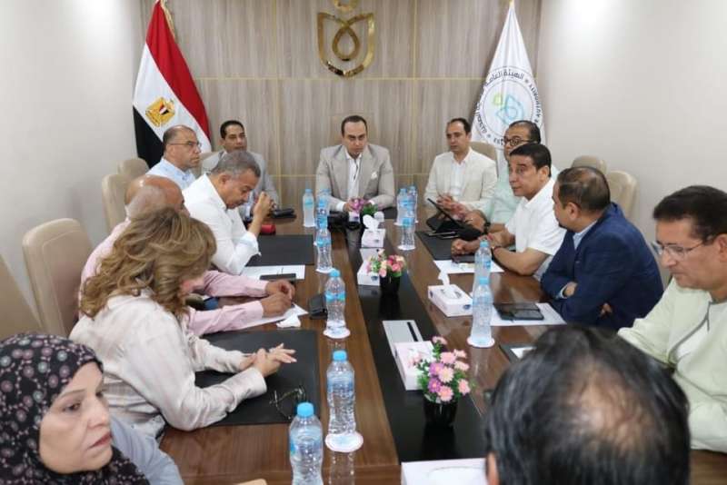 خط أحمر