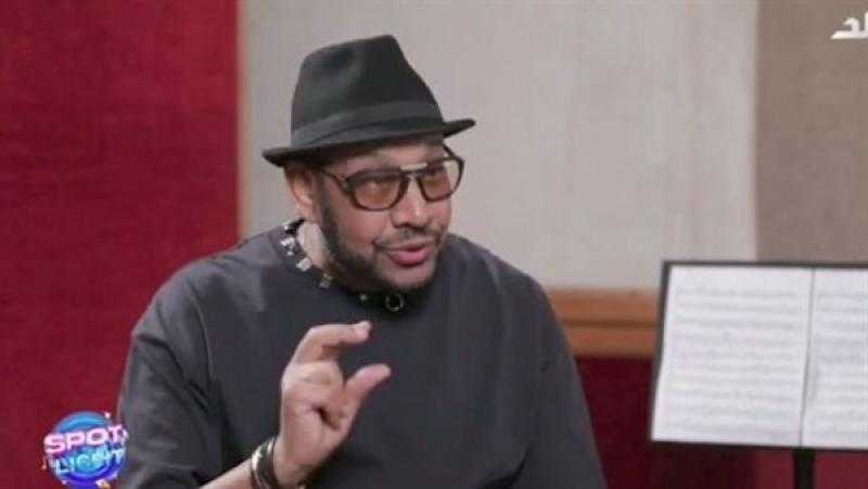 عصام كاريكا: غنيت عشان كان نفسي أبقى مشهور.. فيديو