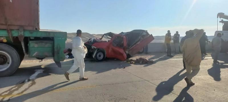مصرع 7 وإصابة 20 آخرين فى حادث تصادم 3 سيارات بالطريق الصحراوى الشرقى
