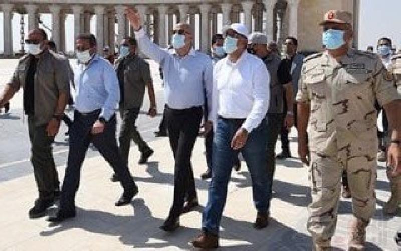 برلمانية: جولات رئيس الحكومة محاولة للنزول على أرض الواقع لحل الأزمات