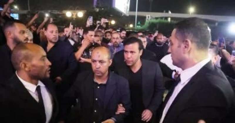 خط أحمر