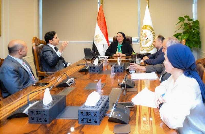 ياسمين فؤاد تستقبل نواب بالبرلمان لبحث بعض المشكلات البيئية